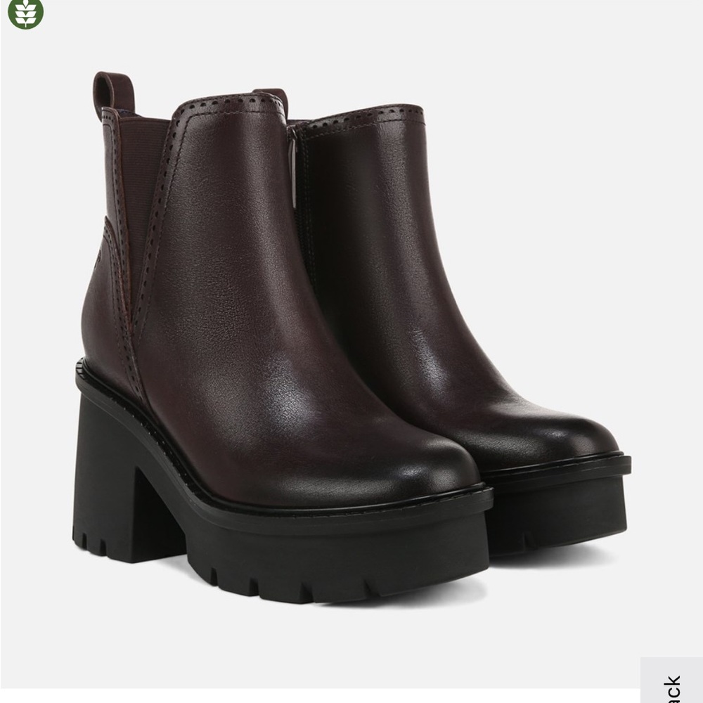 Naturalizer Quest Bootie in Dark Brown